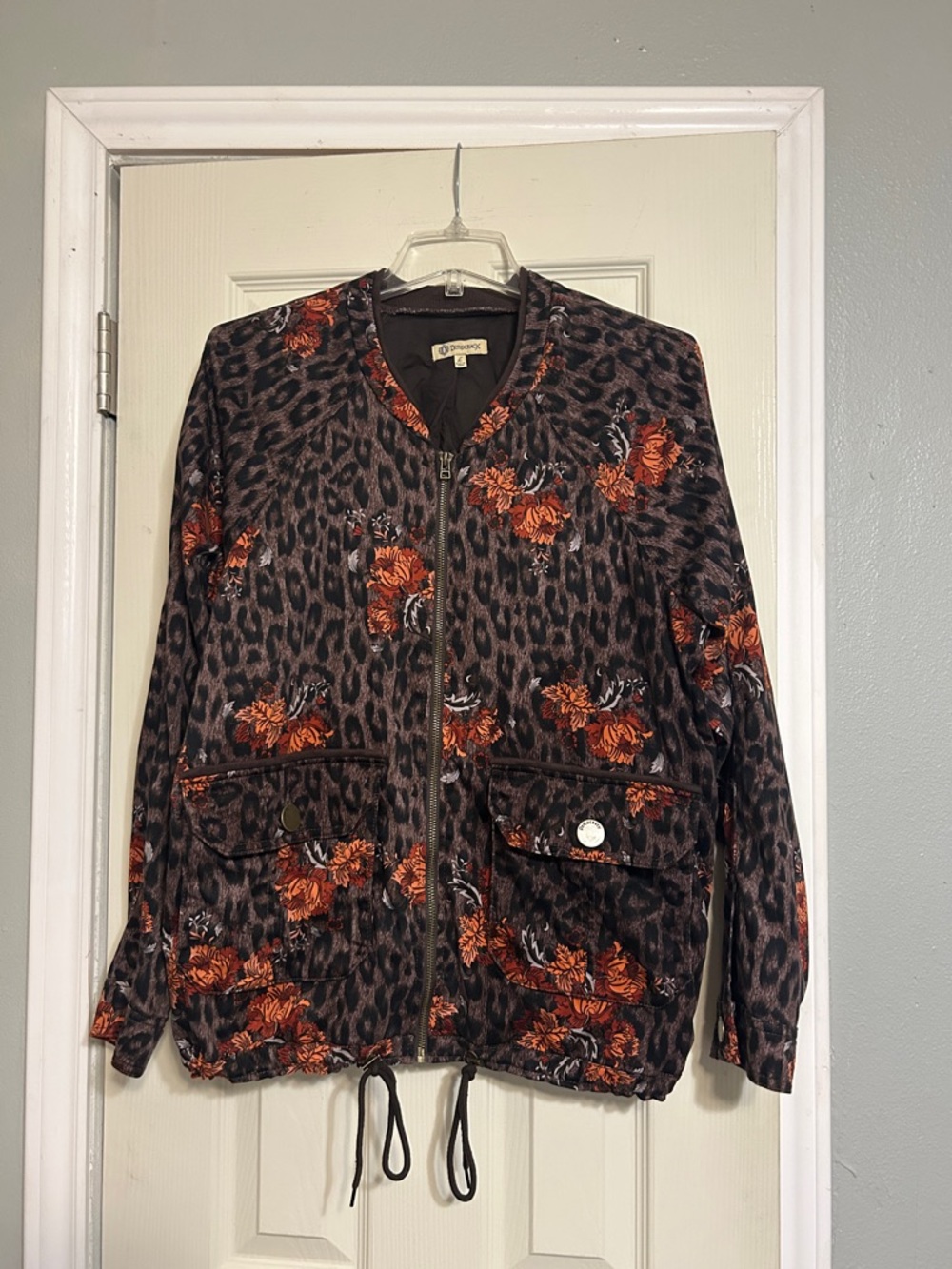 BOGO 1/2off🎒35%off3🛴 Democracy brown orange animal print floral jacket
